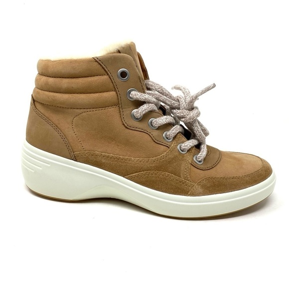 ECCO - WOMENS SOFT 7 WEDGE TRED BOOTS Cashmere Whiskey - Picture 1 of 6
